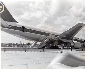 Gimli Glider: Air Canada Flight 143 Deadstick Landing July 23, 1983