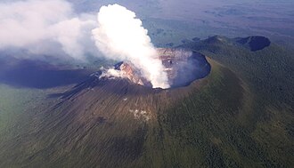 Mount Nyiragongo Erupts, Displacing 400,000 in Democratic Republic of the Congo, January 17, 2002
