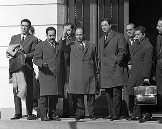 Évian Accords End Algerian War of Independence March 18, 1962