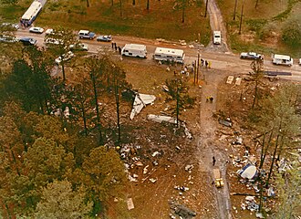 Southern Airways Flight 242 Crashes in Georgia, Killing 72 – April 4, 1977
