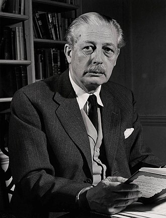 Harold Macmillan Dismisses Seven Cabinet Members, Ends National Liberals July 13, 1962