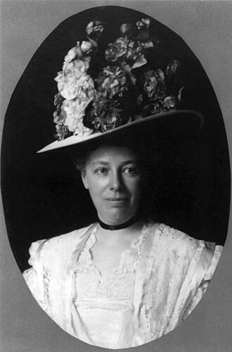Helen Taft and Viscountess Chinda Plant Yoshino Cherry Trees, March 27, 1912