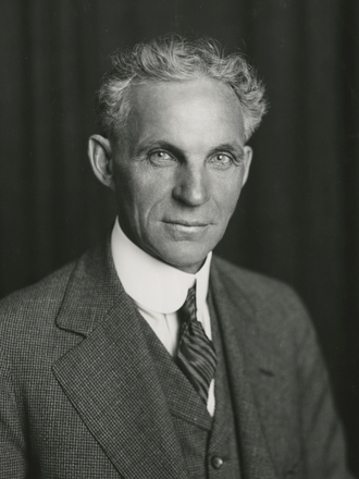 Henry Ford Patents Soybean Car, 30% Lighter Than Regular Car – January 13, 1942