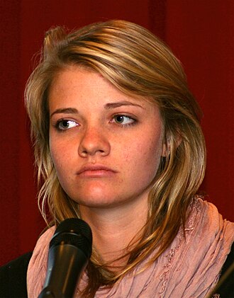 Jessica Watson Becomes Youngest Solo Sailor to Circumnavigate Globe, May 15, 2010