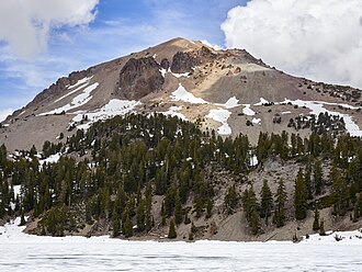 Lassen Peak Erupts мощfully, Only 20th-Century Contiguous U.S. Volcano Eruption, May 22, 1915