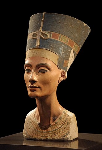 Nefertiti Bust Discovered, December 6, 1912