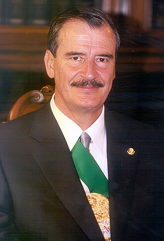 Vicente Fox Inaugurated as Mexico President, First Democratic Power Transfer, December 1, 2000
