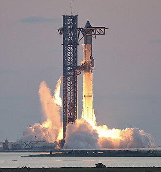 SpaceX Starship First Launch Explodes in Flight April 20, 2023