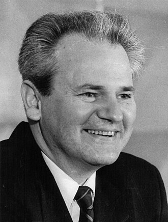 Slobodan Milošević Extradited to ICTY in The Hague, June 28, 2001