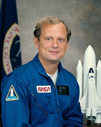 Norman Thagard First American on Russian Spacecraft March 14, 1995