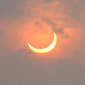 Solar Eclipse Visible Over Pacific and Latin America – April 8, 2005