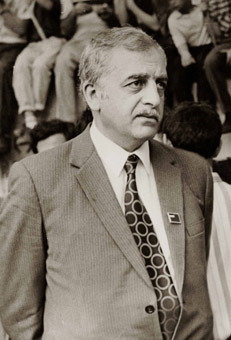 Zviad Gamsakhurdia Elected First Post-Soviet President of Georgia May 26, 1991